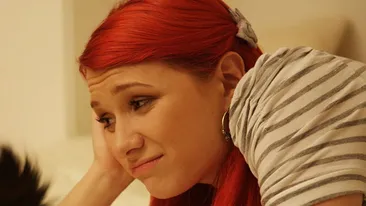 Roscata lui Maruta, asa cum nu o vezi la TV! Uite cum arata Alina complet nemachiata: E un pic cam devreme pentru gusturile mele