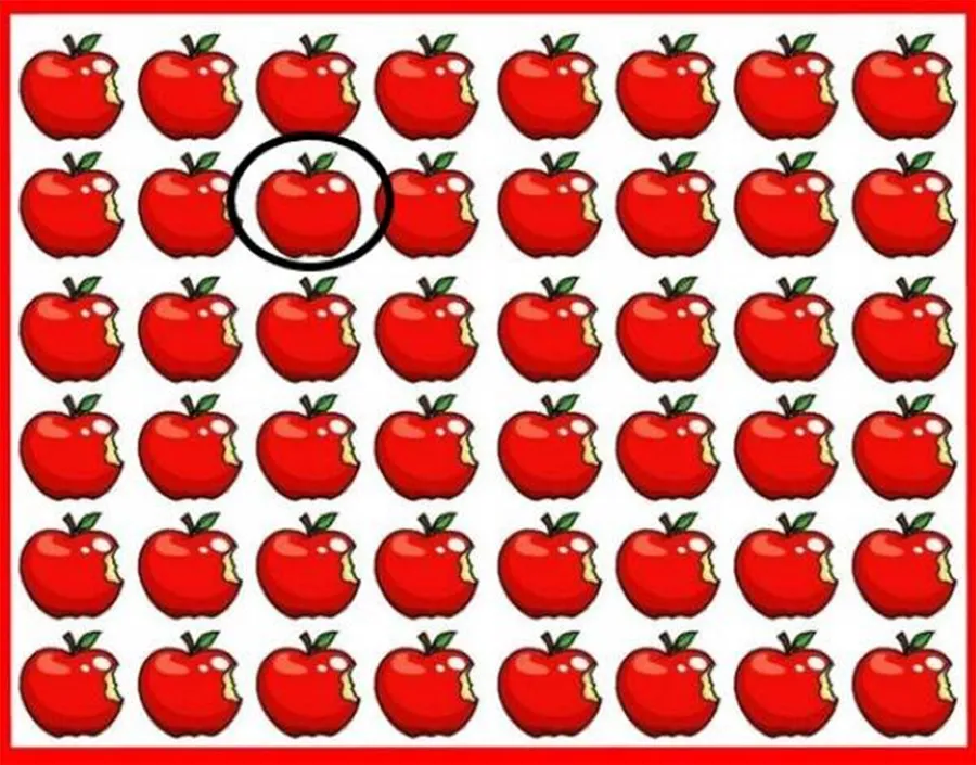 Test de perspicacitate | Un singur măr este diferit de celalte. Care?