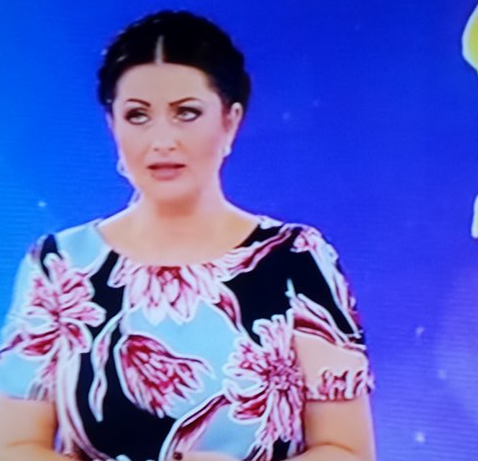 Ce schimbare de look a ales Gabriela Cristea pentru emisiunea ei! A iscat o avalanșă de comentarii