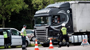 Doi români, amendă de 18.000 de euro în Germania! Totul, din cauza unui camion