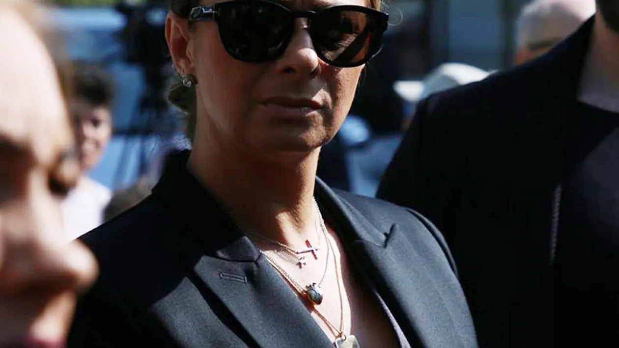 Decizia Anamariei Prodan, după ce și-a înmormântat mama: va face pomană și la Dăbuleni