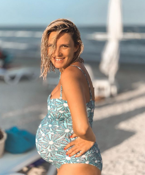 Diana Dumitrescu, o mămică norocoasă! Cât de bine arată vedeta în a opta lună de sarcină