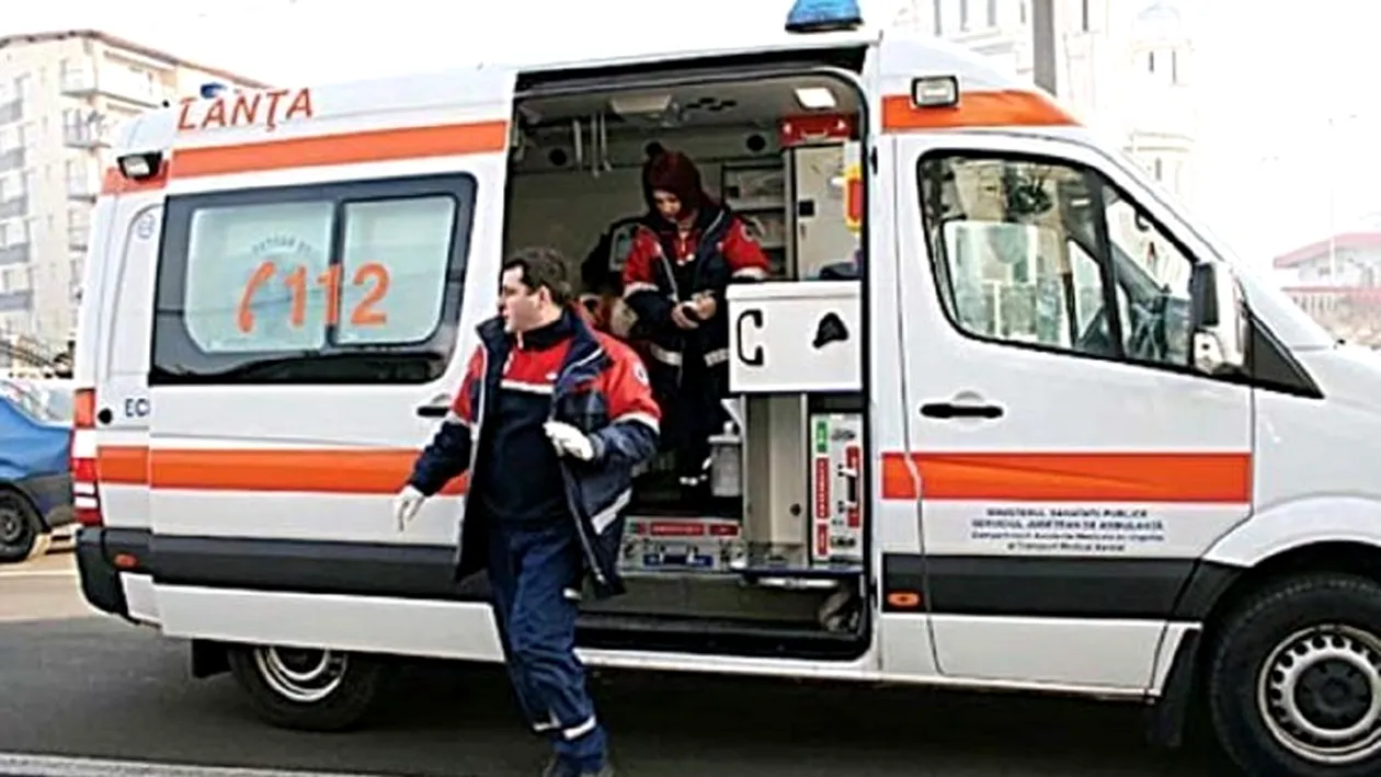 Tragedie într-o familie din Suceava! O copilă de nici 2 ani a fost operată de urgență, după ce a mâncat alune