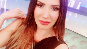 Mara Bănică, fără sutien la plajă! Jurnalista are o siluetă de invidiat