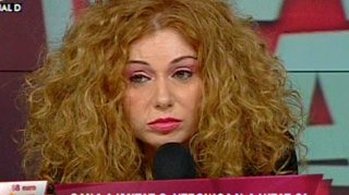 Ceva s-a rupt intre Oana Zavoranu si Veronica A. Cara! Ea a imitat-o la misto pe psiholoaga, ea i-a dat o lectie de viata - "Te iubesc Oana, sunt singura persoana careia ii pasa de tine"