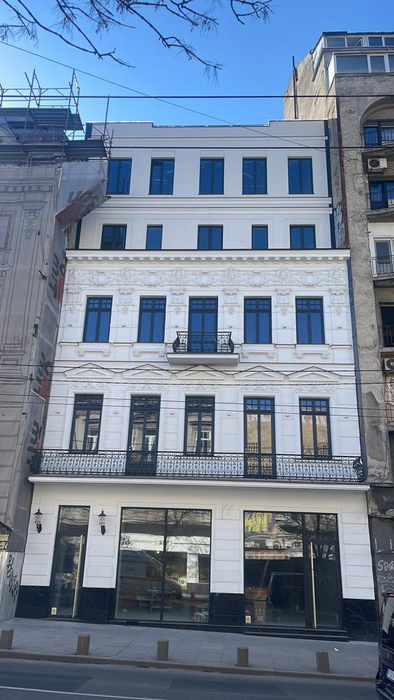 Așa arată, în prezent, fosta clădire construită în anul 1885 și restaurată de Alexandru Francu