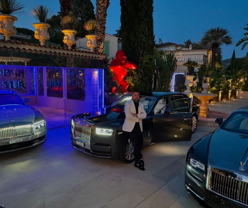 Philipp Plein și Andreea Sasu au dezvăluit sexul bebeluşui într-o ceremonie specială. FOTO şi VIDEO