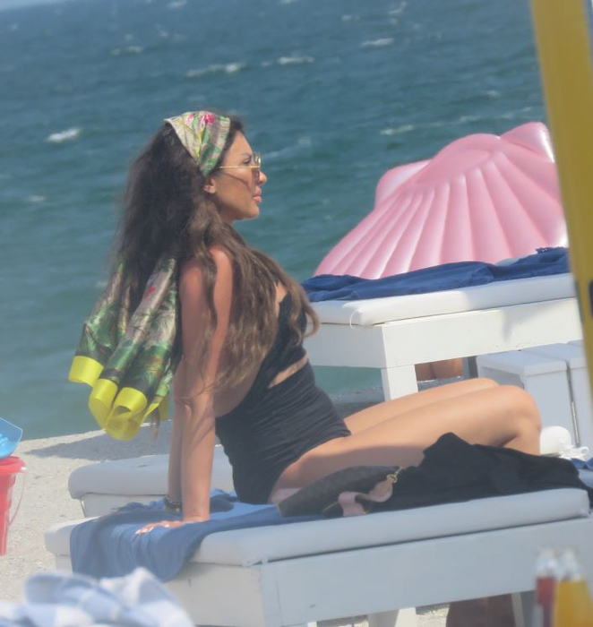 Roxana Butnaru, pe plaja din Mamaia