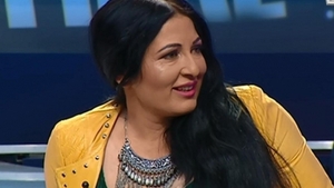 Un bărbat anunţă că s-a logodit cu ANCA de la STREHAIA! 