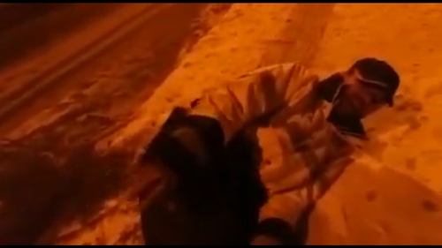 O jurnalistă a salvat un om de la moarte din mijlocul străzii! Ce i-a spus bărbatul VIDEO