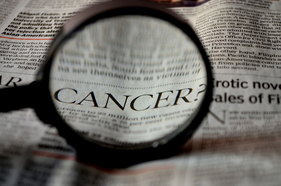 Care sunt simptomele că suferi de cancer! NU ignora aceste semne și mergi urgent la medic