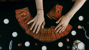 Cartea de Tarot a zilei de 28 martie 2026. Asul de bâte aduce noi începuturi