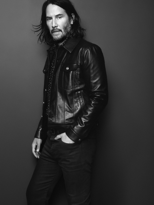Actorul Keanu Reeves este scos la licitație! Cât costă o întâlnire pe aplicația Zoom cu acesta