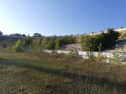 Stadionul Municipal din Bacău, fost ”Dumitru Sechelariu”, a ajuns de nerecunoscut