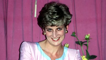 Rochia purtata de printesa Diana la primul ei dineu oficial dupa logodna, scoasa la licitatie!