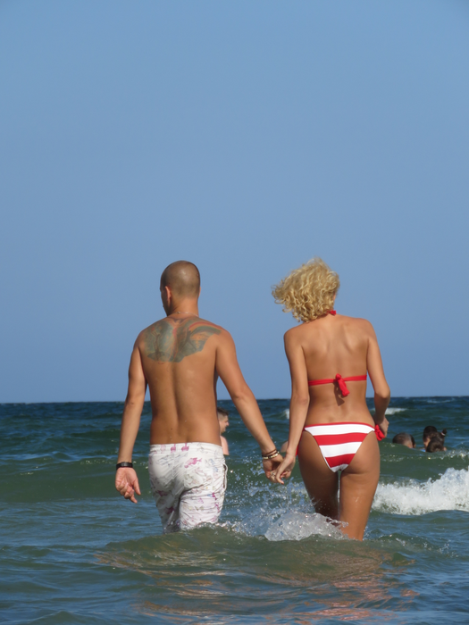Cu soțul, la mare, se simte perfect