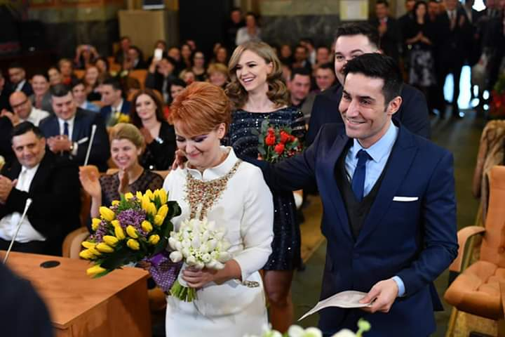 Primele imagini cu Lia Olguța Vasilescu mireasă. Cum s-a îmbrăcat