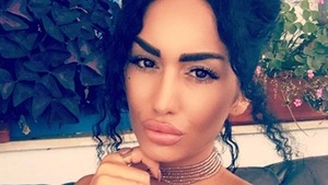 Margherita de la Clejani şi-a arătat lucrarea de disertaţie! Prietenii au fost surprinşi să afle cum o cheamă cu adevărat
