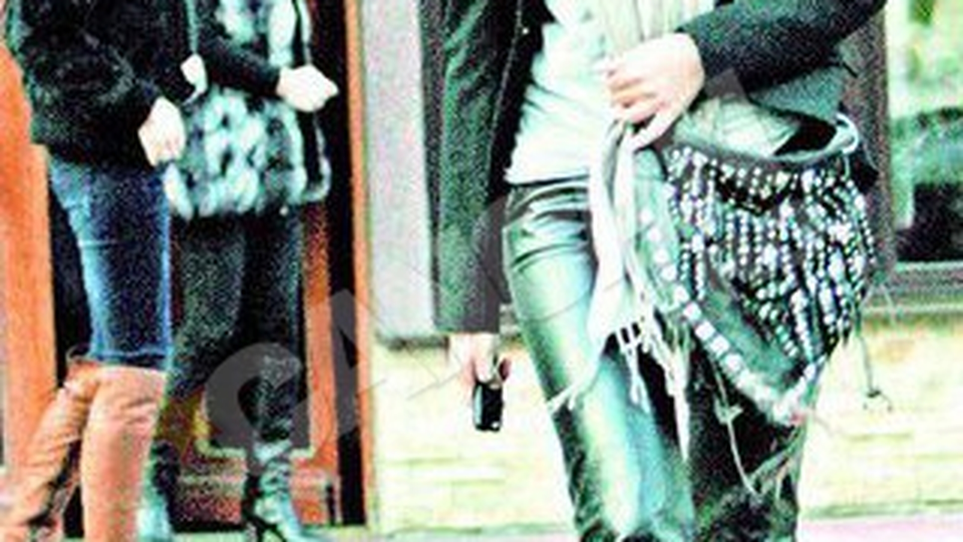 Dupa scandalul cu Stefan Banica Jr., Laviniei Parva ii merge struna profesional. Si-a asigurat 10.000 de euro intr-o singura noapte