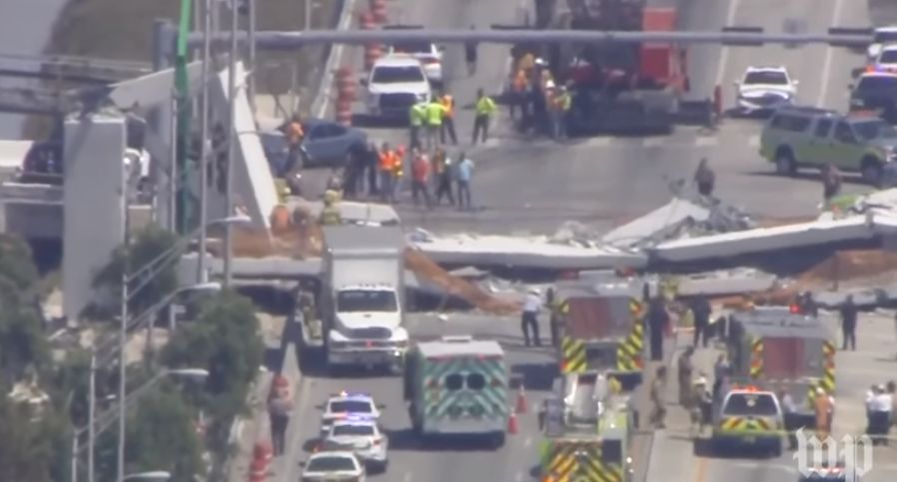 O pasarelă abia construită s-a prăbușit peste o autostradă, în S.U.A! Cel puțin patru morți