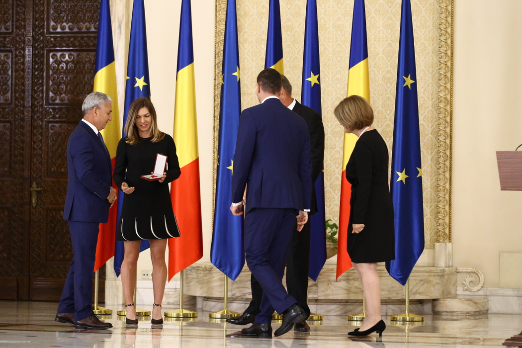 Simona Halep și-a „oficializat” relația cu Toni Iuruc în fața președintelui Klaus Iohannis! Primele imagini publice cu fericitul cuplu, la Palatul Cotroceni
