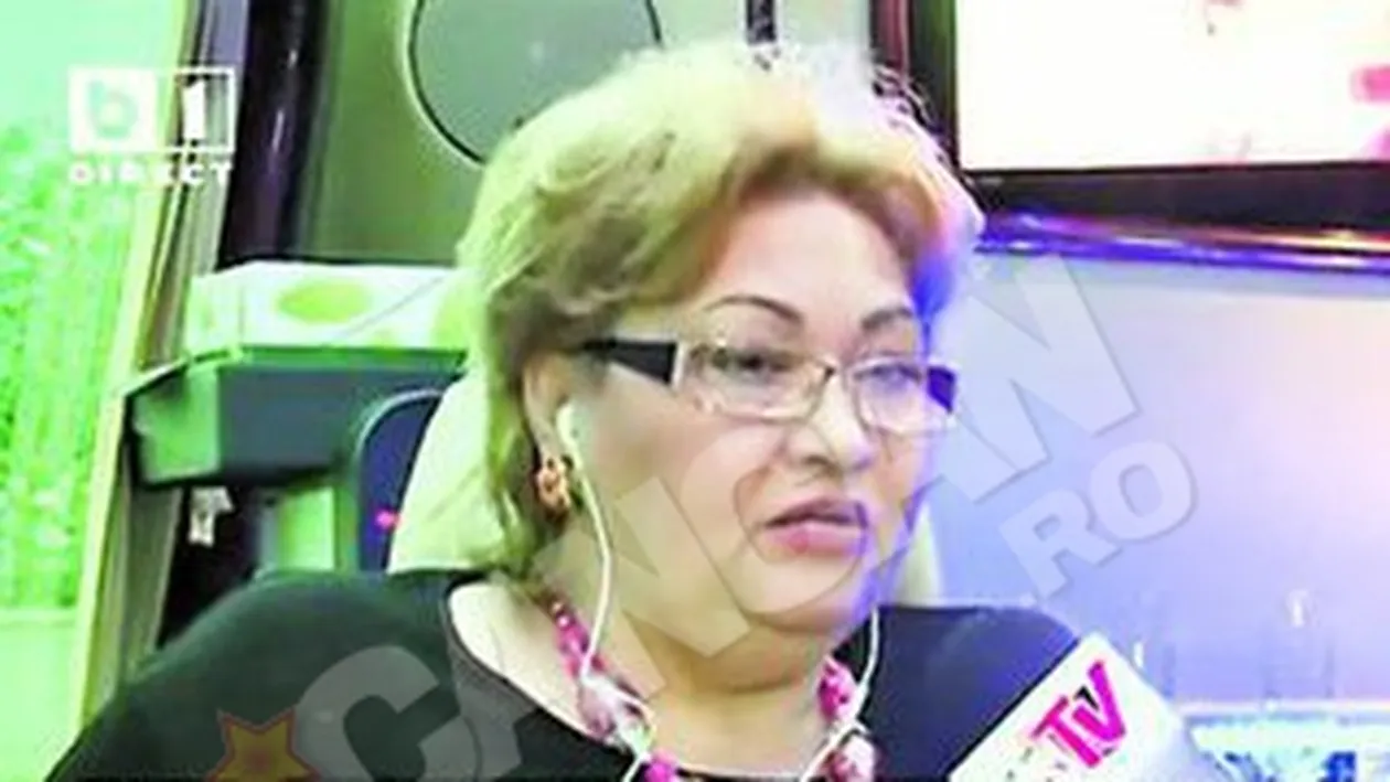 Oana Zavoranu, tolanita in pat cu o femeie