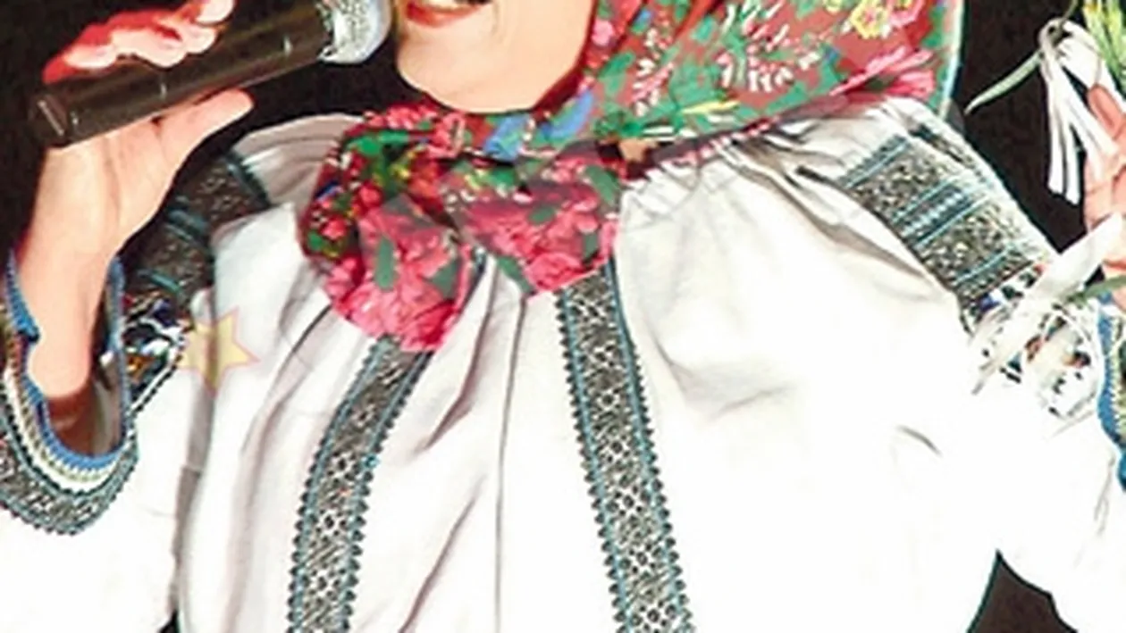 Solista de muzica populara Laura Lavric l-a injurat birjareste si a vrut sa-l bata pe mai tanarul sau coleg Alexandru Recolciuc! La ce panarama a facut, e posibil sa fi baut ceva