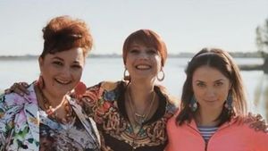 Ecaterina Ladin e însărcinată cu al treilea copil. Dalida din Las Fierbinți a fost dată de gol chiar de o rudă