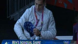 Rares Dumitrescu a pierdut semifinala cu Diego Ochiuzzi si va lupta pentru medalia de bronz la sabie