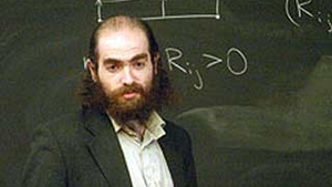 VIDEO Desi traieste in saracie, un barbat a refuzat premiul de un milion de dolari!