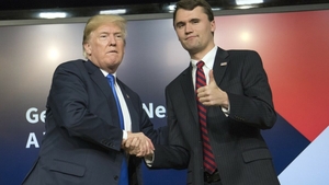 Cântărețul care a scris cântecul ‘Charlie Kirk mort la 31 de ani’, luat în vizor de fani. Au făcut apel la FBI