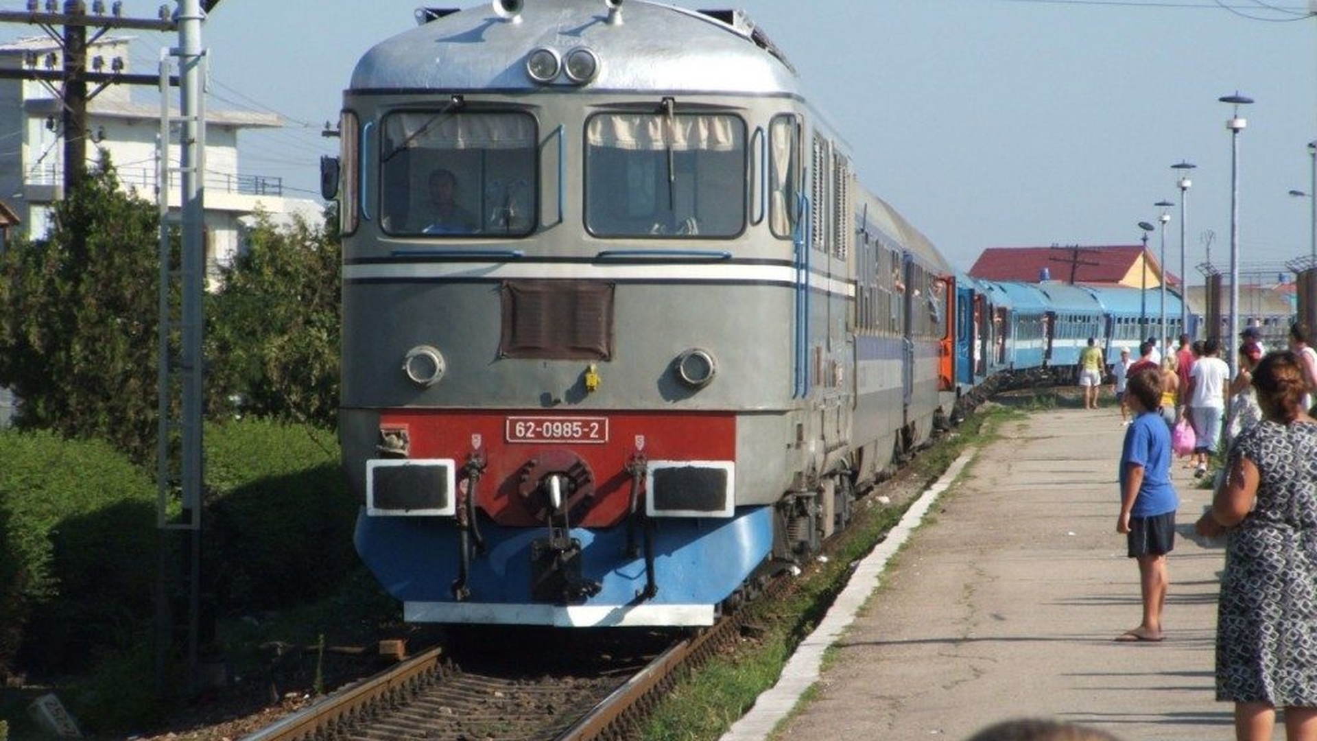 Accident cu urmări grave în Arad! O tânără a fost lovită de tren