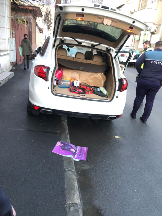 Incident neplăcut pentru Andreea Antonescu, chiar înainte de Crăciun! Hoții i-au spart mașina
