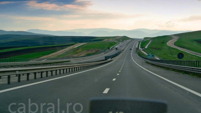 Cabral lauda Autostrada Transilvania: "Suntem atat de aproape de normal. Avem peisaje la fel de misto ca cele din Elvetia sau Italia"