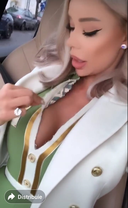 Bianca Drăgușanu, gafă vestimentară în direct, la TV! Și-a tăiat salopeta și și-a făcut un decolteu generos