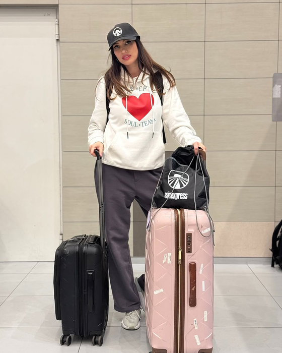 Concurenţii de la Asia Express, alianţe şi strategii chiar în aeroport. A început lupta pentru marele premiu: “Am participat la un mic joc…”