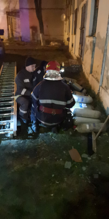 Incendiu violent în județul Mureș! 13 victime, printre care și patru copii, la spital
