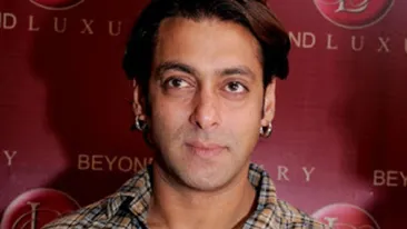 Transformare radicală pentru Salman Khan. Cum a ajuns să arate acum iubitul Iuliei Vântur