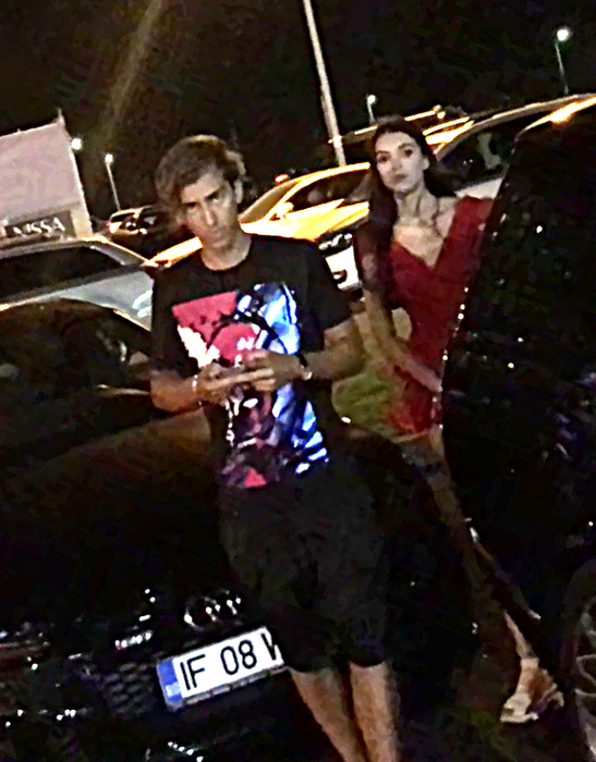 Alexandru Bonea și iubita manechină s-au hârjonit în parcare