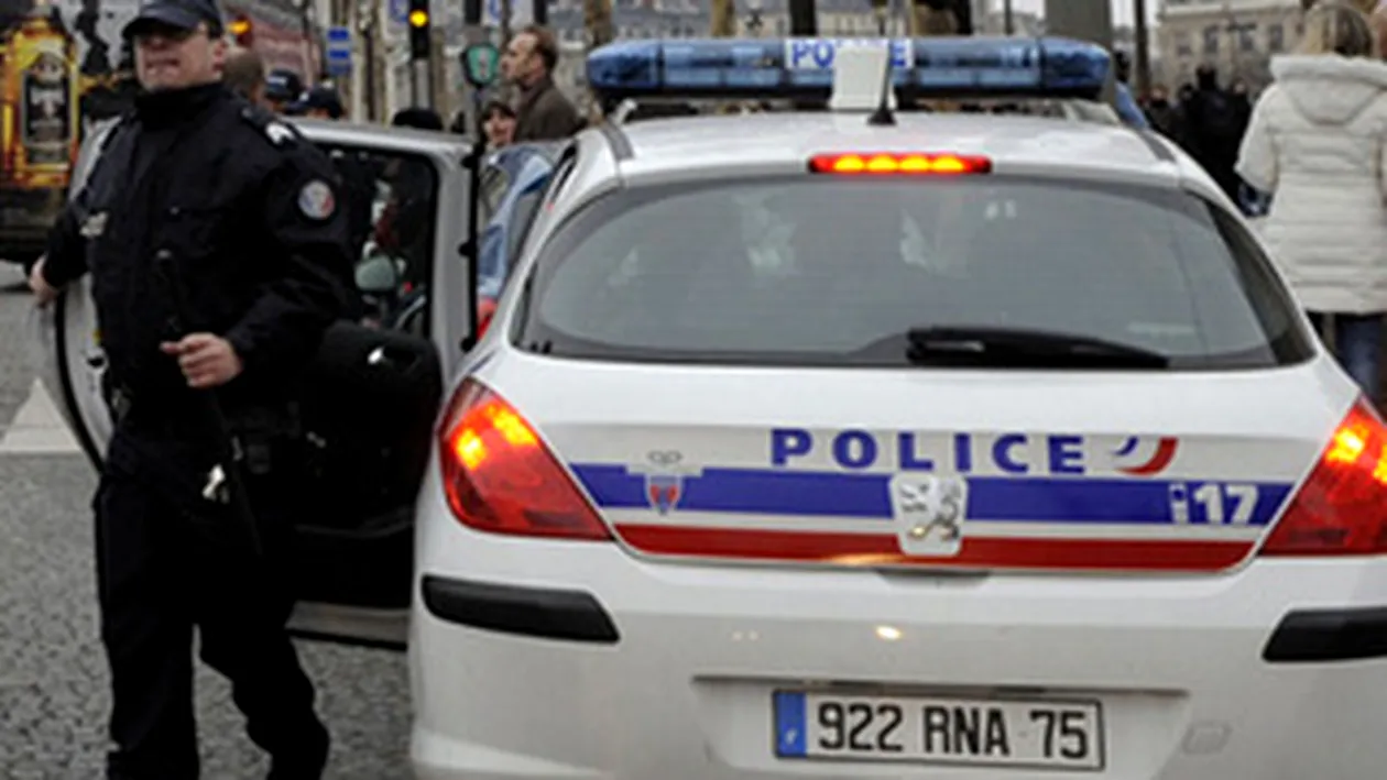 Zece romani, arestati in urma unui conflict violent la Paris