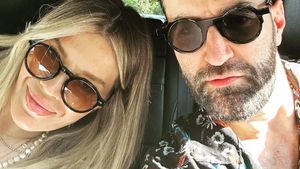 Smiley și Gina Pistol au rămas fără cuvinte la un restaurant din Franţa. Câţi bani au fost nevoiţi să scoată din buzunar pentru o şampanie. VIDEO