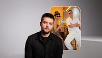 Marian Olteanu îi calcă pe urme lui Mihai Trăistariu. Actorul s-a combinat cu Lolita Cercel, artista generată cu AI: „Fizic e top”