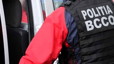 Polițiști din Oradea, trimiși în judecată după ce au fost filmați făcând sex în văzul clienţilor înmărmuriţi dintr-un club