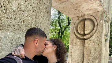 Roxana Vancea dezvăluie câteva kilograme a acumulat până acum. Bruneta nu se abţine de la mâncare!