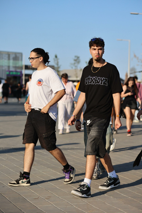 Ce ținute se poartă la Beach, Please! CANCAN.RO a făcut radiografia evenimentului de la Costinești din și dincolo de scenă! Ce ținute se poartă la Beach, Please!