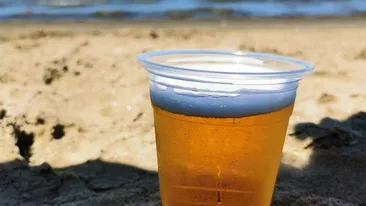 Cât costă o bere la draft, pe faleza din Eforie Nord, acum, în iulie 2025