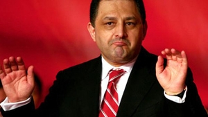 Vanghelie: "Sunt si eu pe Twitter, pe Goagal, pe Facebook, sunt peste tot!"