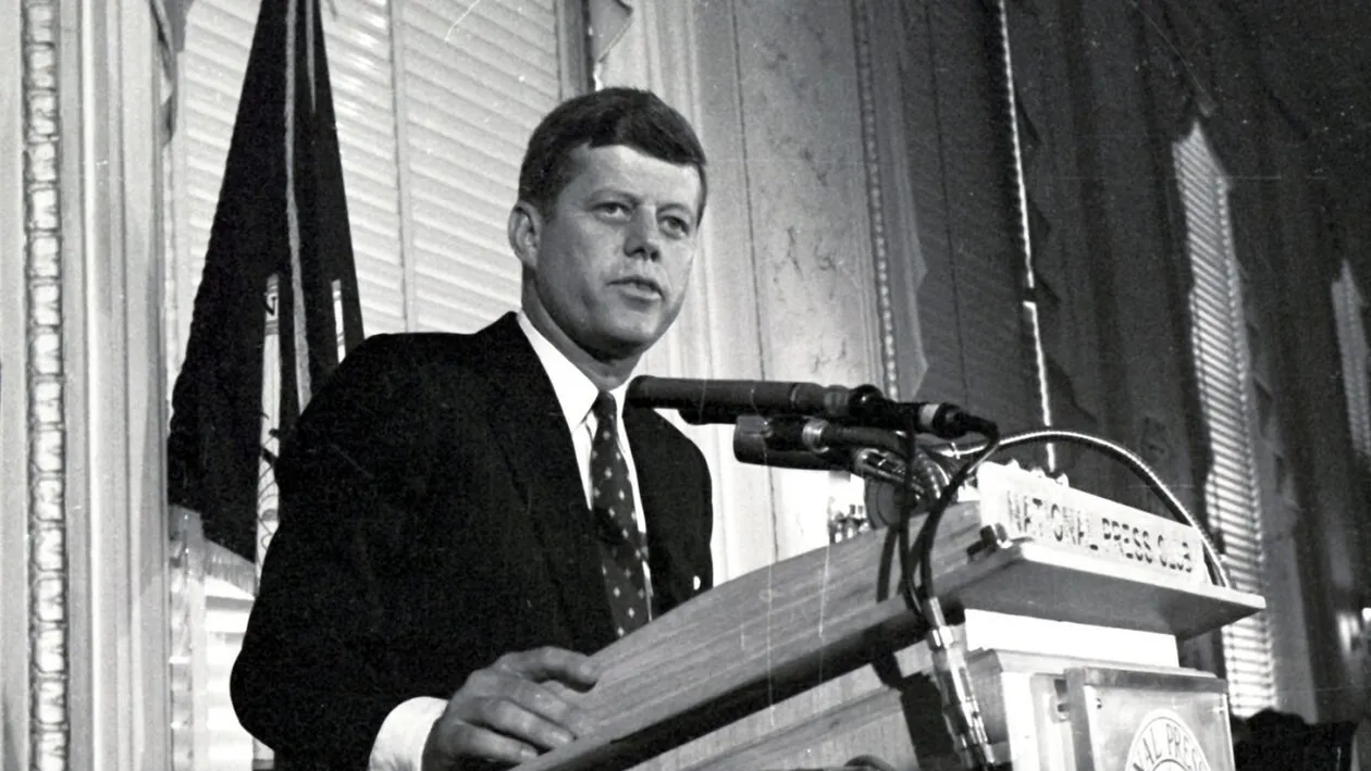 Declasificarea asasinării președintelui J. F. Kennedy. Peste 2.100 de noi documente sunt publice acum