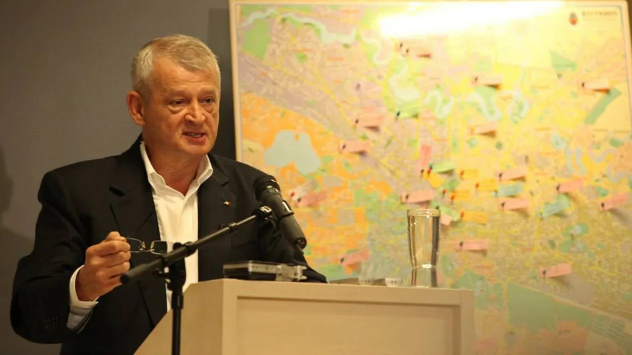 Legea maidanezilor, dezbatuta de Comisia Juridica a Camerei Deputatilor. Primarul Oprescu participa la discutii