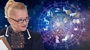Zodia care renaște din propria cenușă, ca pasărea Phoenix. Mariana Cojocaru anunță 7 ani fenomenali pentru acești nativi